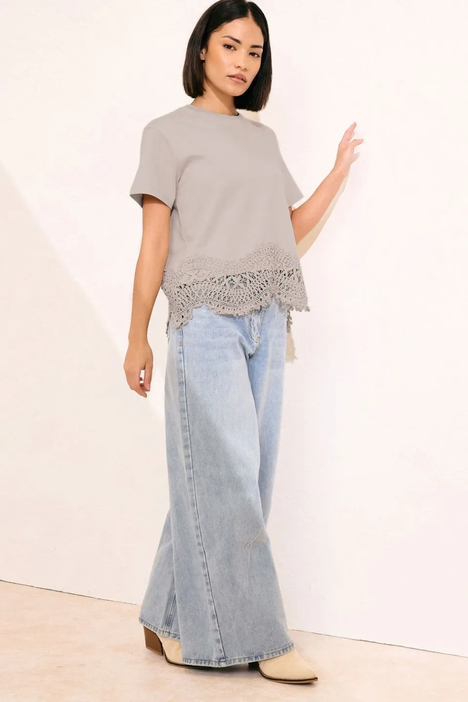 Tops>PIXIEGIRL Petite Stone Brown Crochet Hemline T-Shirt