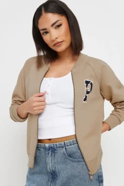 Coats & Jackets><noscript><img width=