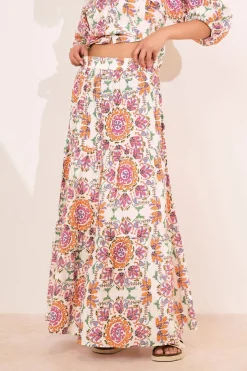 Skirts>PIXIEGIRL Petite White Abstract Tile Tiered Maxi Skirt