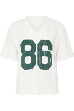 T-Shirts><noscript><img width=
