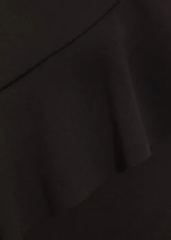 Skirts><noscript><img width=
