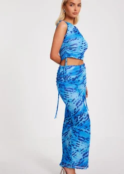 Skirts><noscript><img width=
