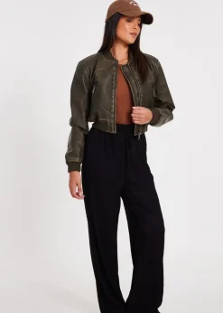 Coats & Jackets><noscript><img width=