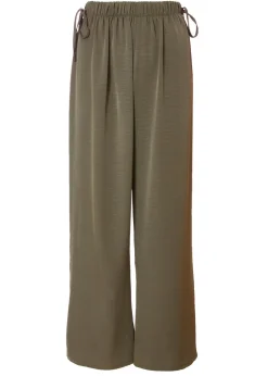 Trousers><noscript><img width=