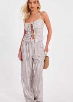 Trousers><noscript><img width=