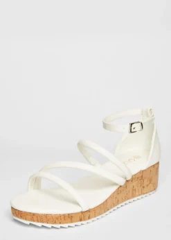 Footwear><noscript><img width=