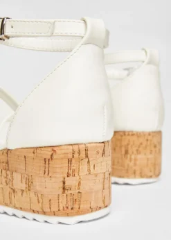 Footwear><noscript><img width=