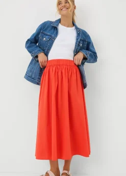 Skirts><noscript><img width=