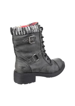 Footwear><noscript><img width=