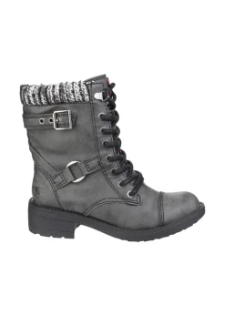 Footwear><noscript><img width=