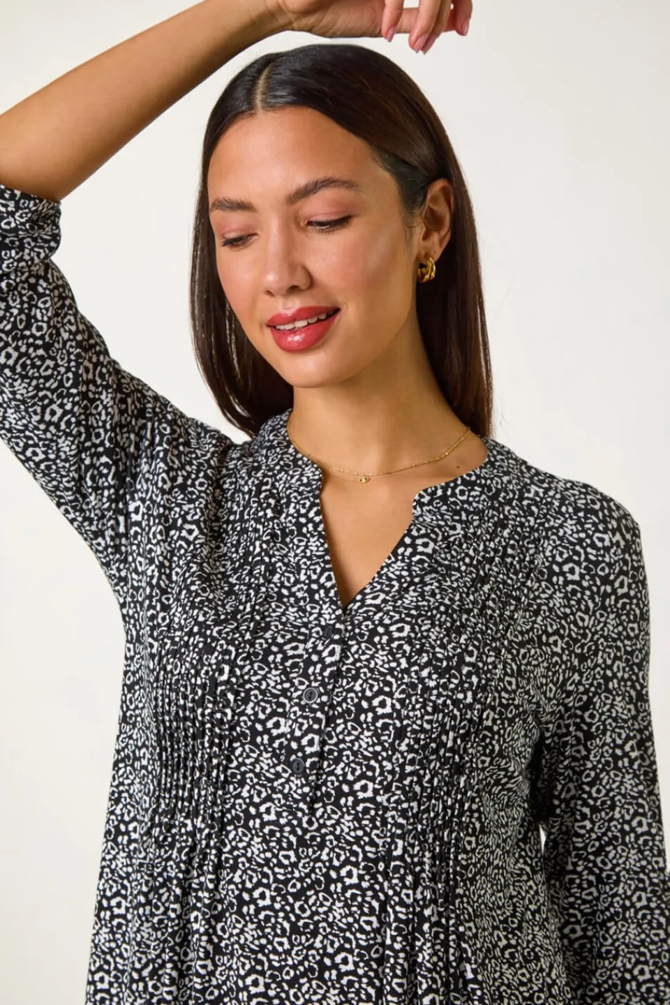 Tops>Roman Black Animal Print Pintuck Shirt