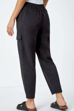 Trousers><noscript><img width=
