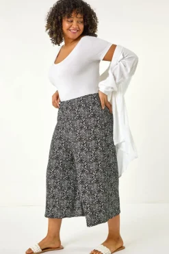Trousers><noscript><img width=