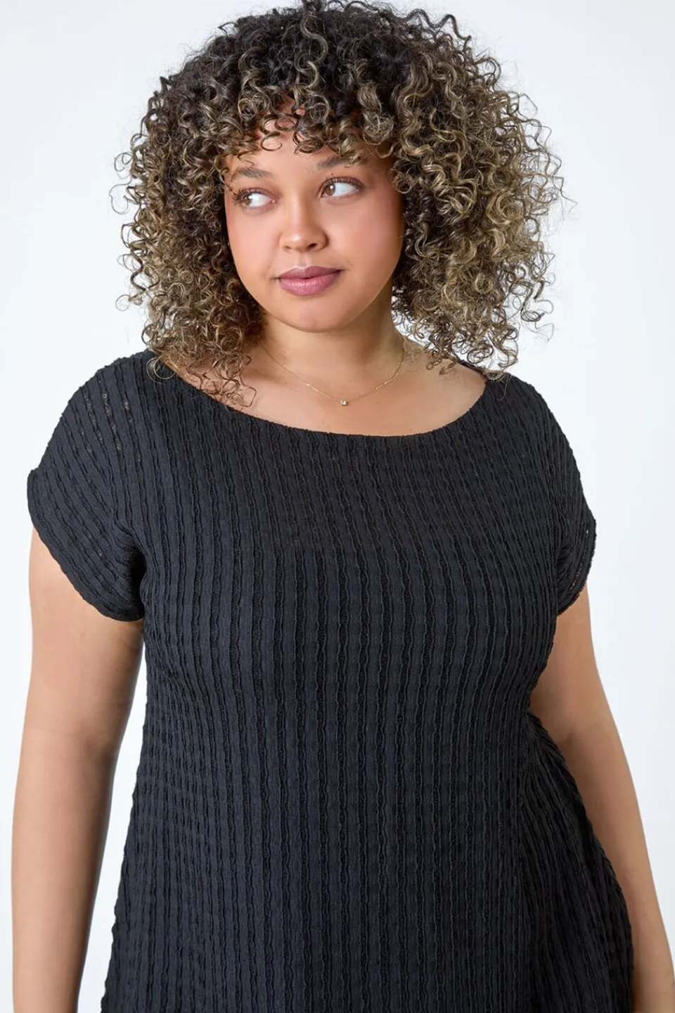 T-Shirts>Roman Black Curve Textured Short Sleeve T-Shirt
