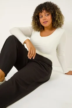 Trousers><noscript><img width=