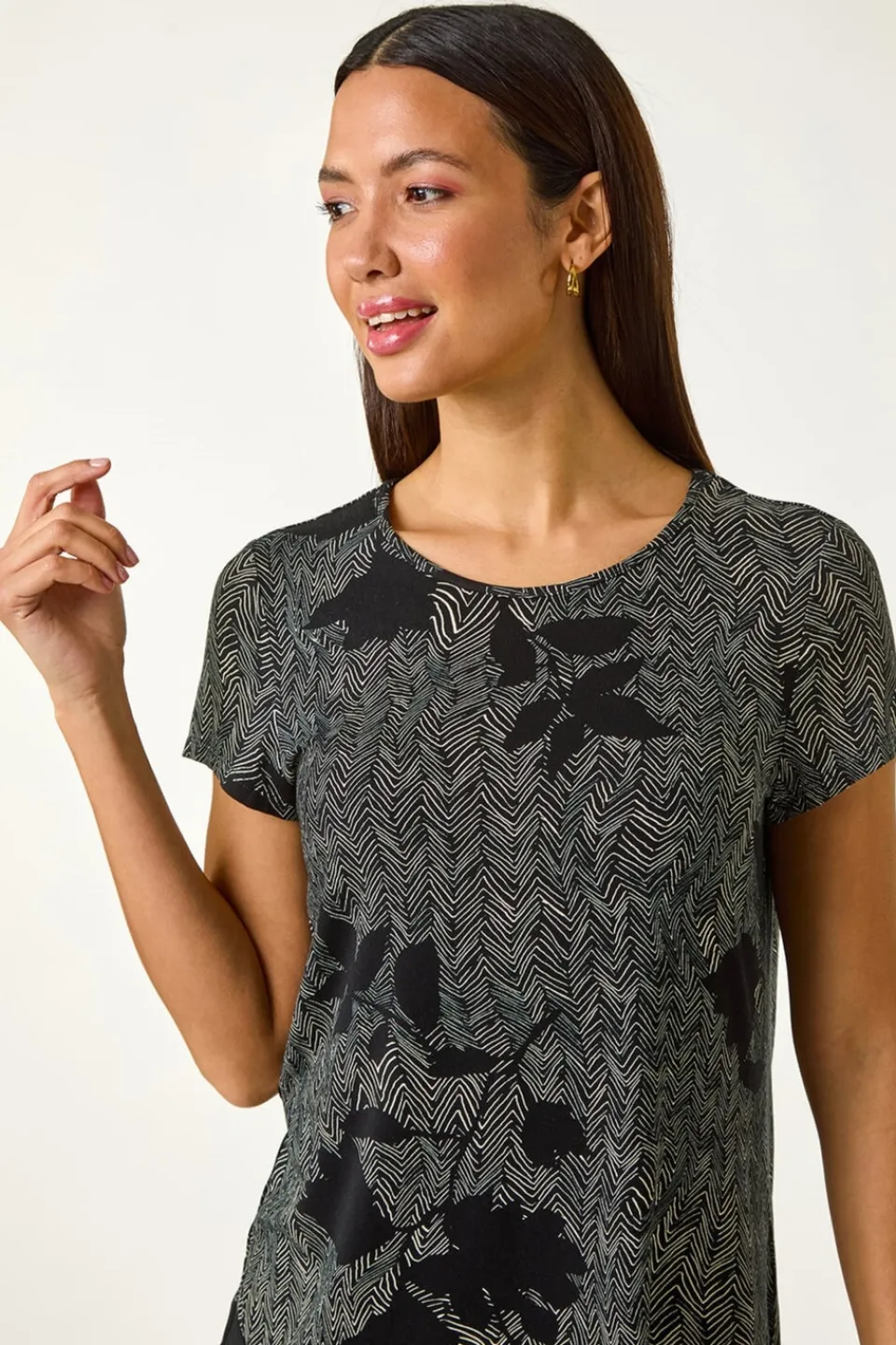 Tops>Roman Black Floral Print Chiffon Hem Top