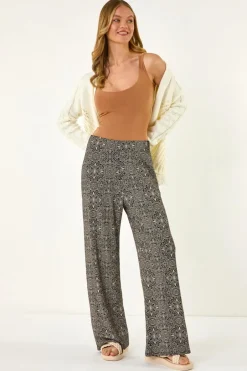 Trousers><noscript><img width=
