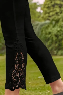 Trousers><noscript><img width=