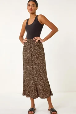 Skirts><noscript><img width=