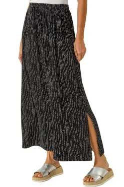 Skirts><noscript><img width=