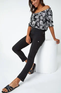Trousers><noscript><img width=