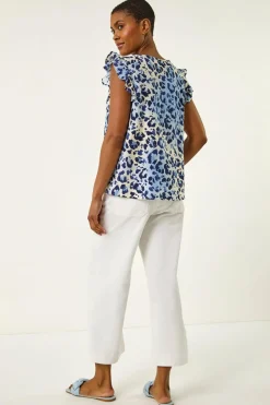 Tops><noscript><img width=