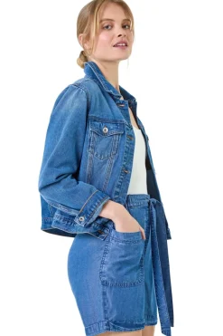 Coats & Jackets><noscript><img width=
