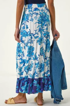 Skirts><noscript><img width=