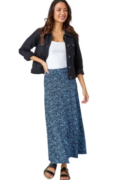 Skirts><noscript><img width=