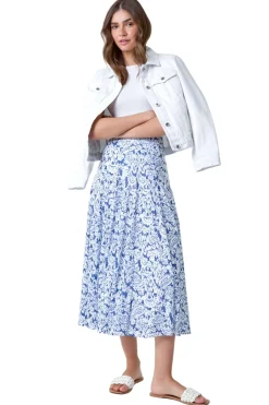 Skirts><noscript><img width=