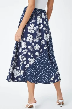 Skirts><noscript><img width=