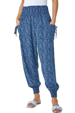 Trousers><noscript><img width=