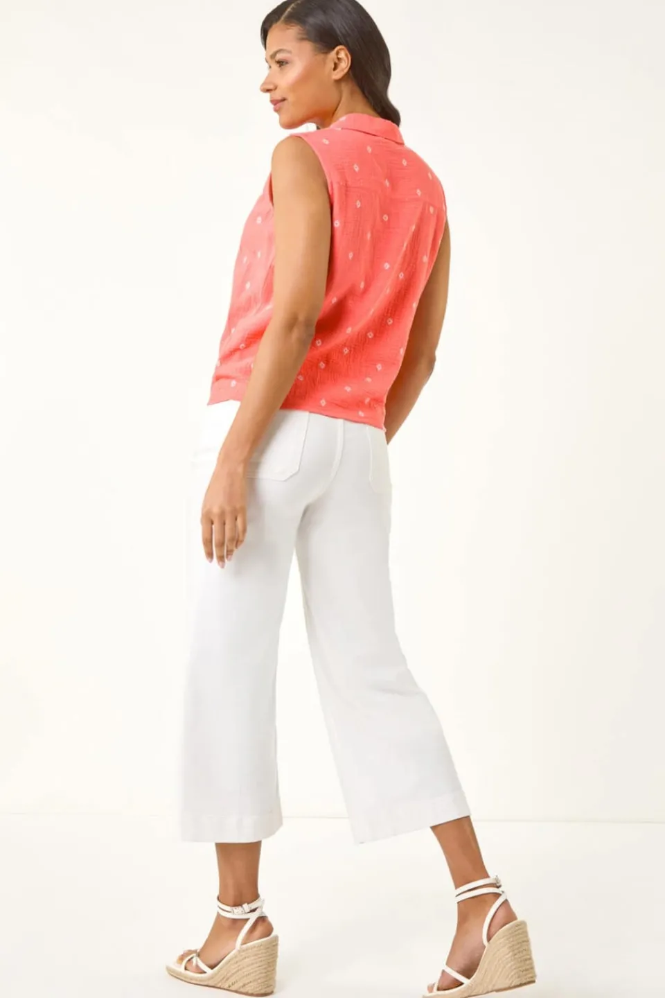 Tops>Roman Coral Embroidered Tie Front Blouse