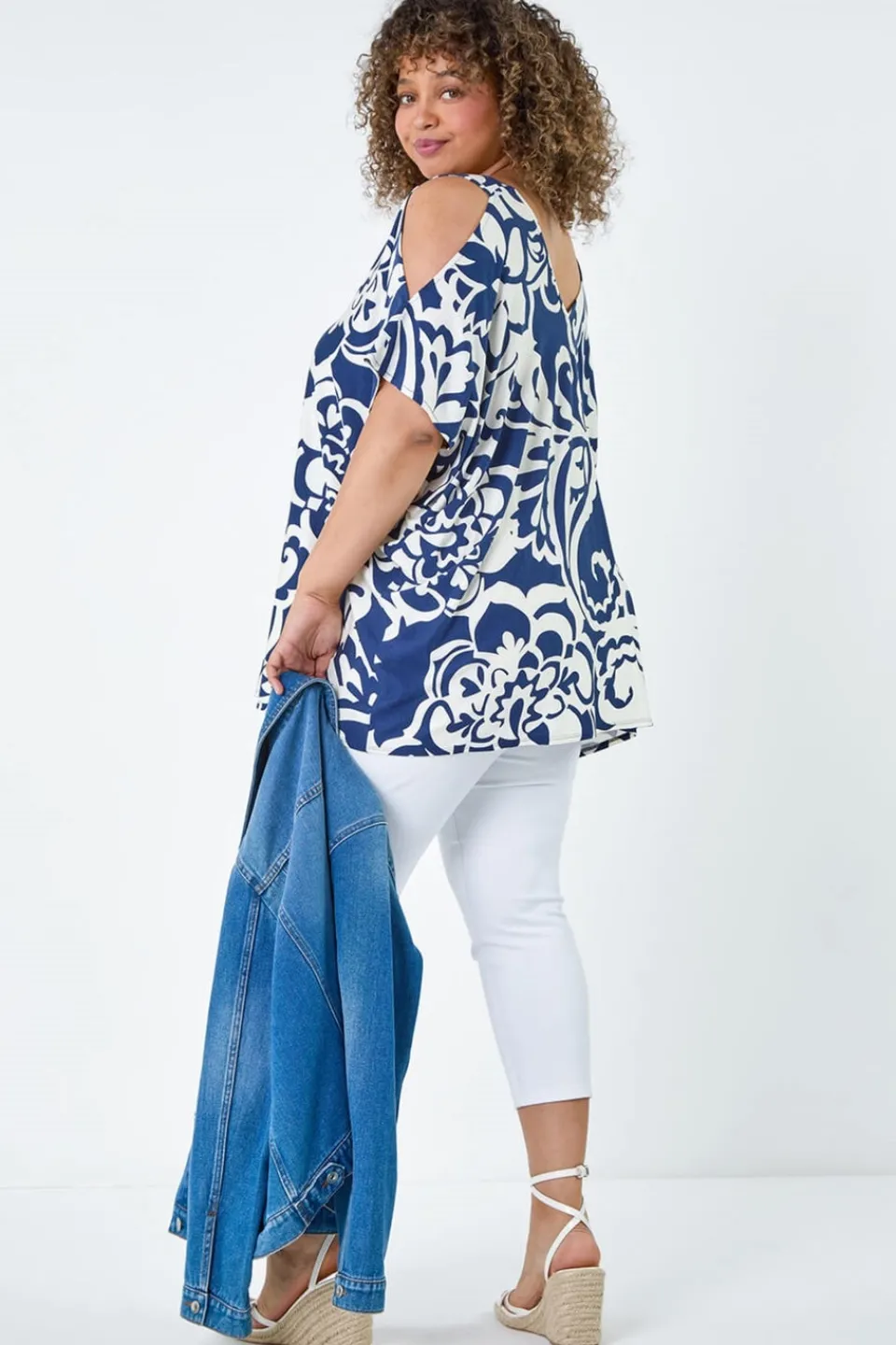 Tops>Roman Curve Navy Floral Print Cold Shoulder Top