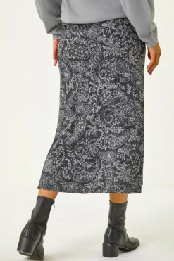 Skirts><noscript><img width=