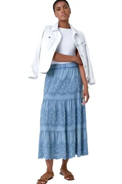 Skirts><noscript><img width=