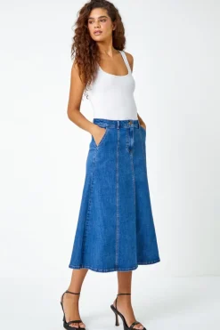Skirts><noscript><img width=