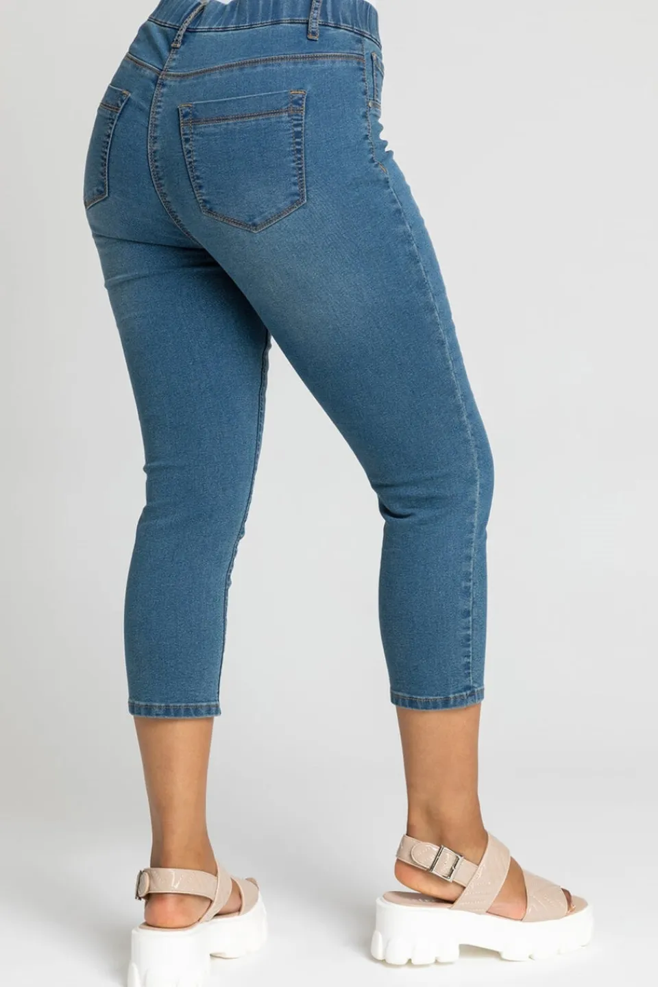 Jeans & Jeggings>Roman Petite Stretch Crop Jegging Denim