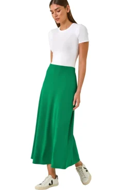 Skirts><noscript><img width=