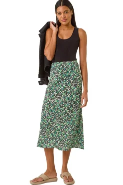 Skirts><noscript><img width=