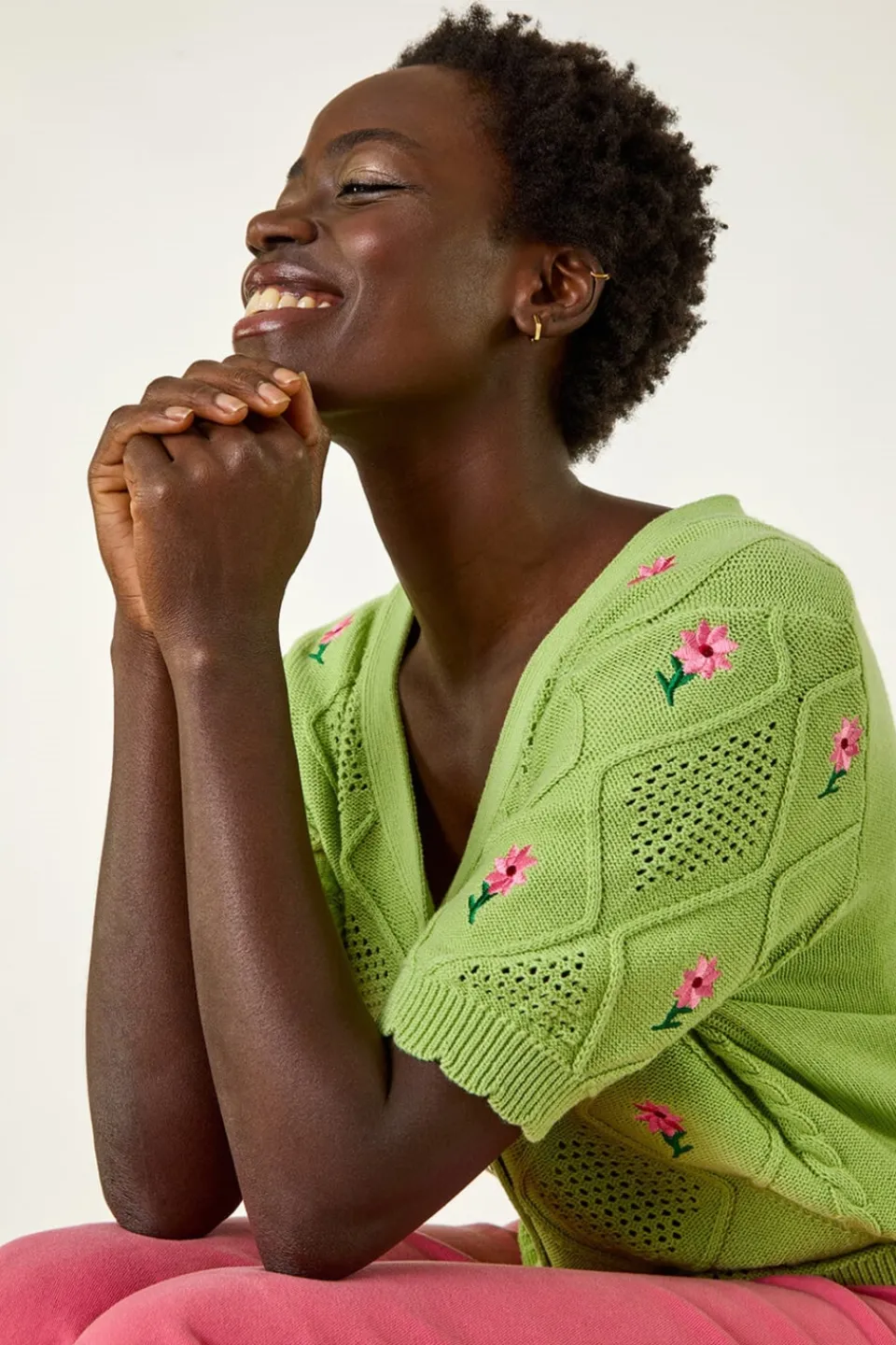 Tops>Roman Green Textured Floral Embroidered Cardigan