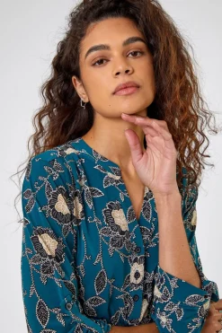 T-Shirts>Roman Green Textured Floral Print Notch Neck Top