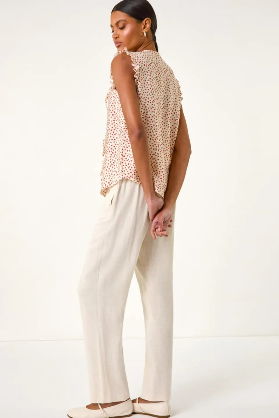 Tops>Roman Ivory Floral Print Ruffle Front Vest Top
