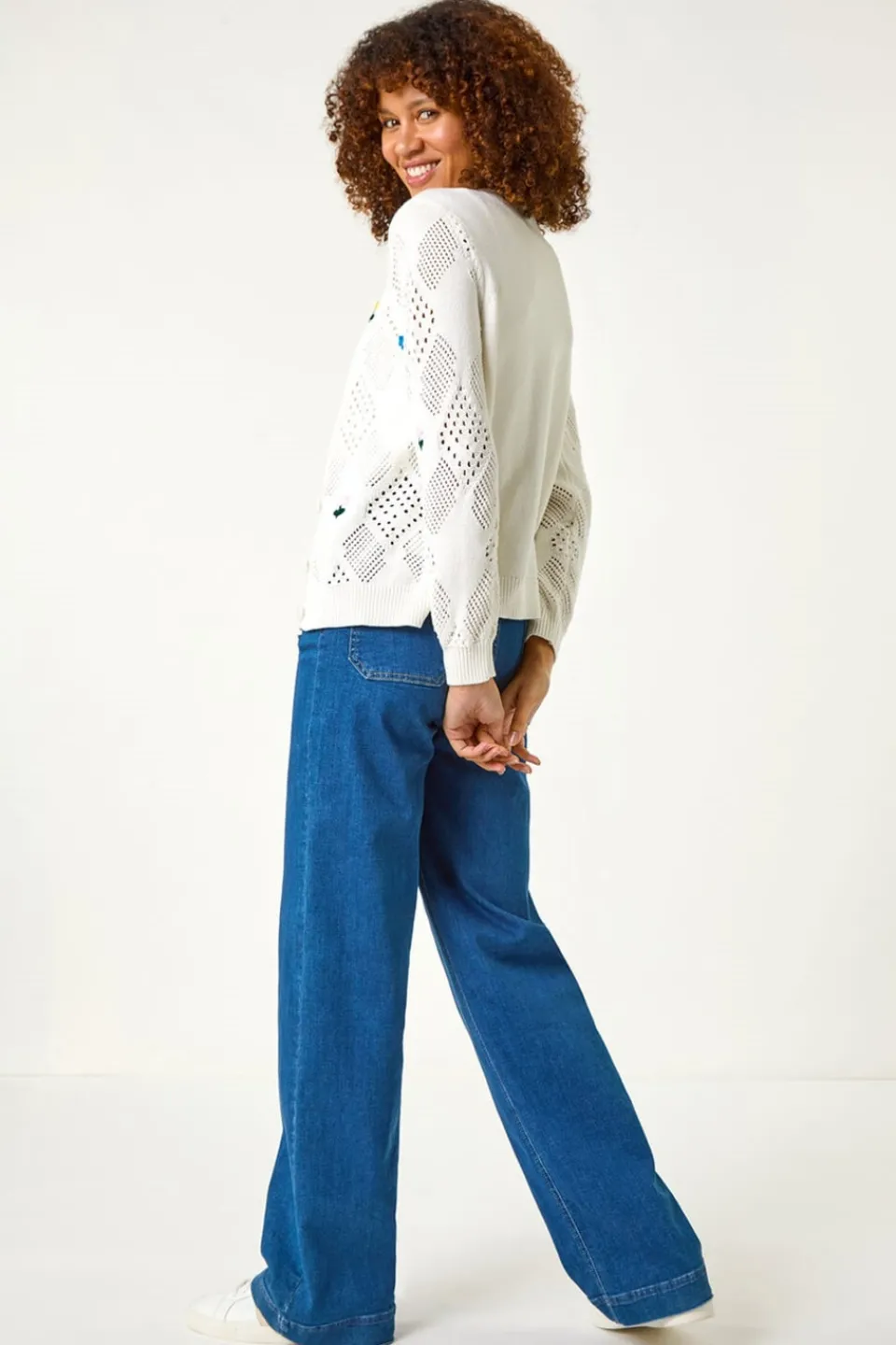 Tops>Roman Ivory Flower Embroidered Cardigan