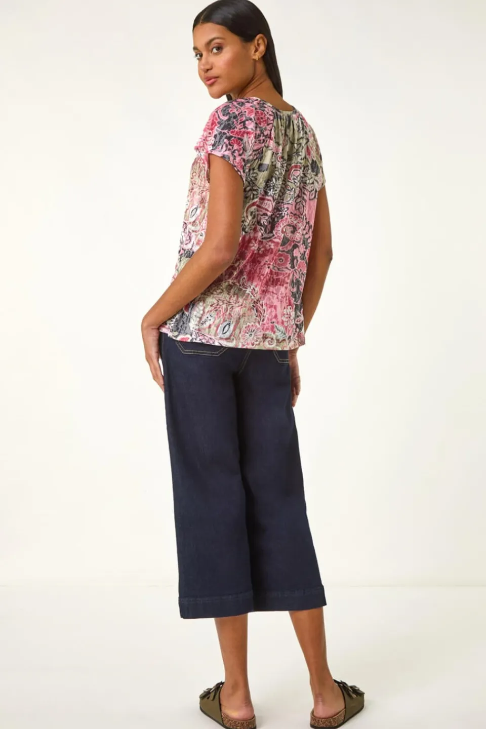 Tops>Roman Khaki Paisley Print V-Neck Raglan Top