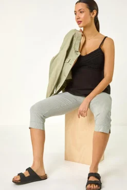 Trousers><noscript><img width=