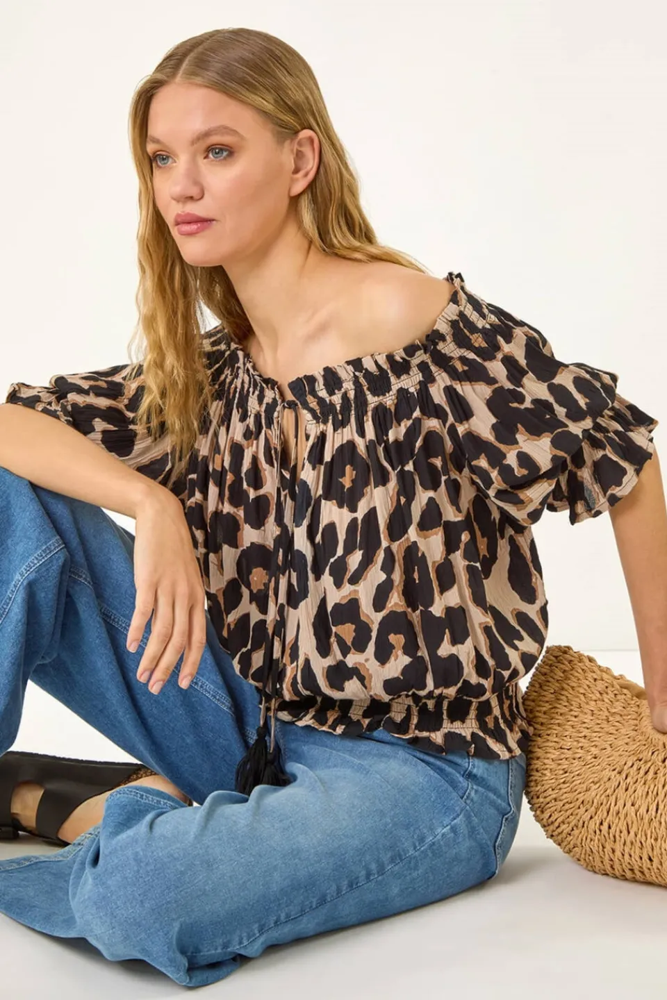 Tops>Roman Natural Animal Print Key Hole Blouse