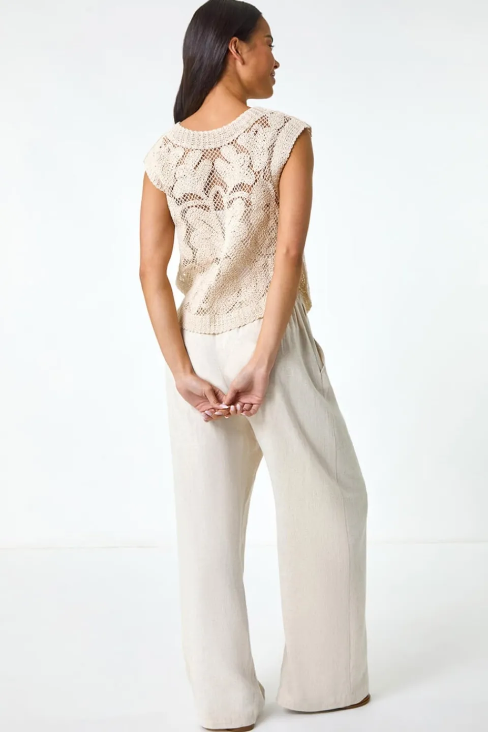 Tops>Roman Natural Petite Curve Hem Crochet Top