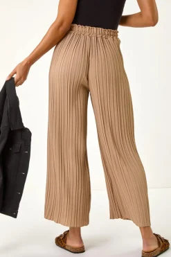Trousers><noscript><img width=