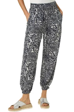 Trousers><noscript><img width=